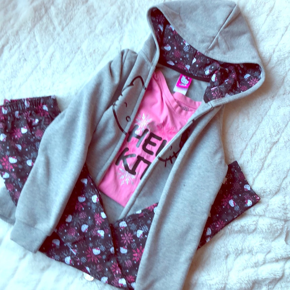 Adorable Hello Kitty Set